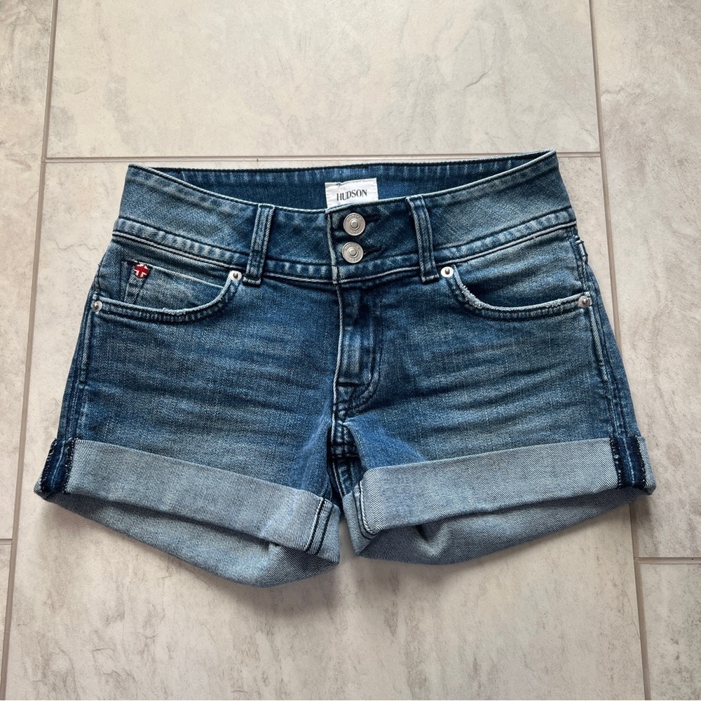 Hudson Ruby Mid-Rise Shorts